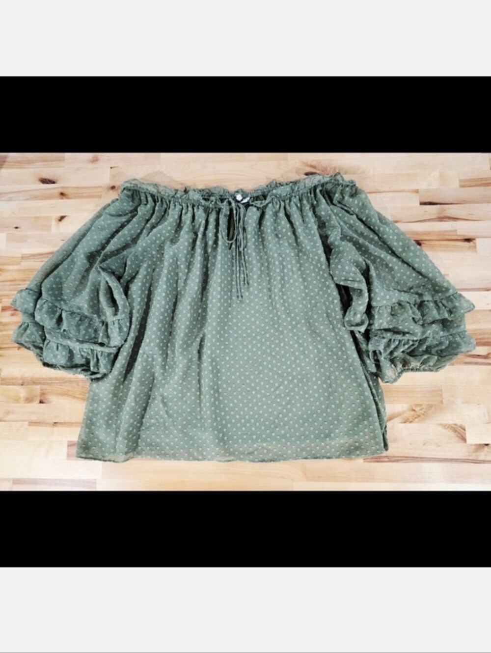 Cato Off Shoulder Top Sz 22/24W Green Ruffle Puff Sleeve Dot Boho Prairie Blouse